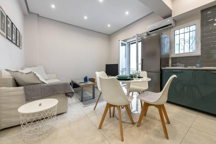 The Mint'S Apartment Iofontos Athens Luaran gambar